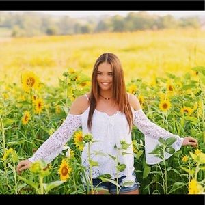 Hollister White Lace Boho Bell Sleeve Top S Small